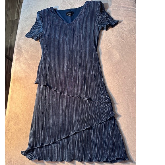 connected apparel Dresses & Skirts - Connected Apparel Navy Blue Pleated Tiered V-Neck Cocktail Dress S 4 Flirty